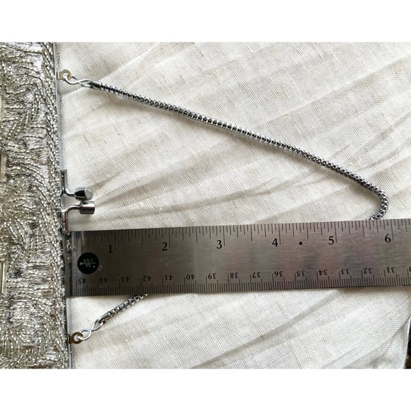 Vintage Hong Kong Silver Beaded Evening Bag Clutch Wristlet Kisslock - Picture 12 of 12